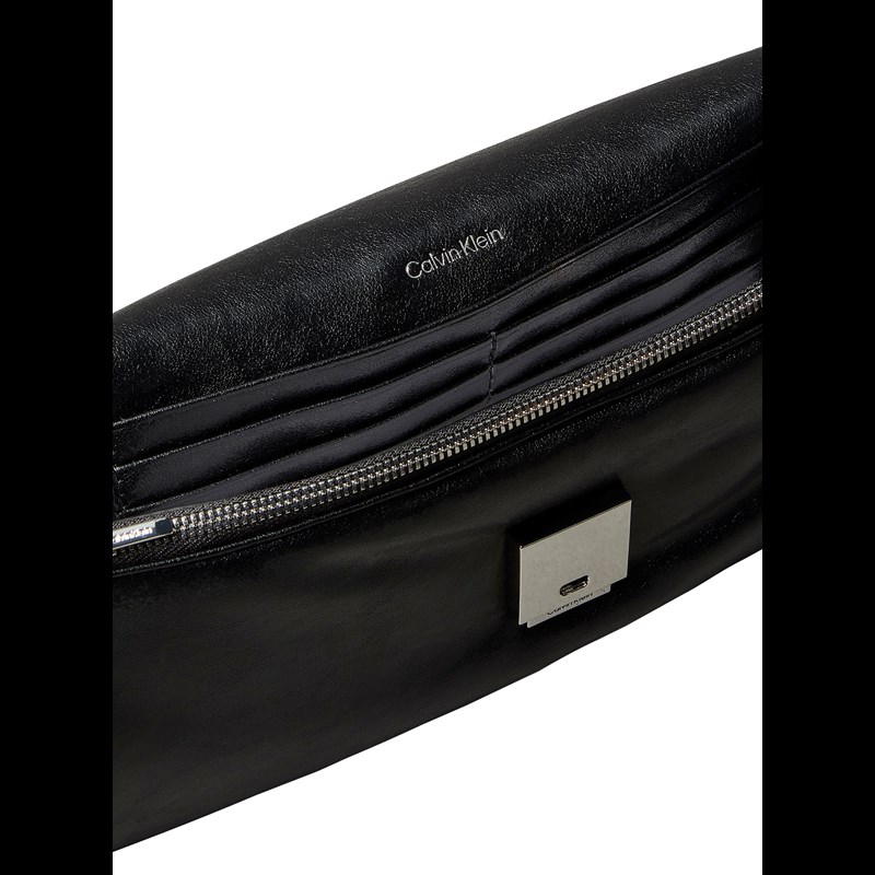 Calvin Klein Clutch Emblem Padded Svart 3