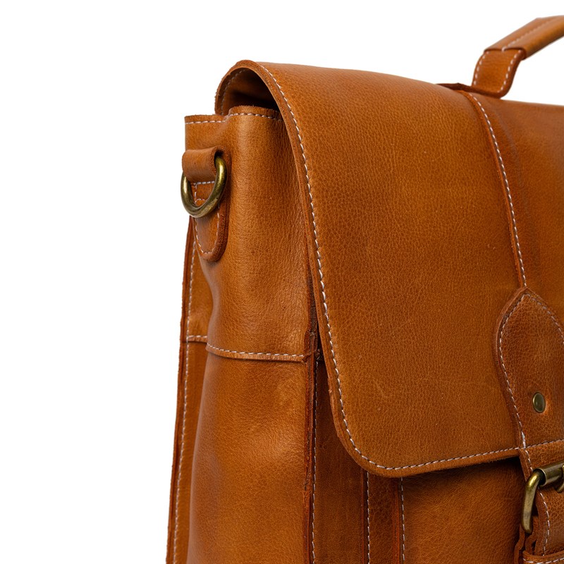 RE:DESIGNED Datorväska Melia Big Konjak 16" 4
