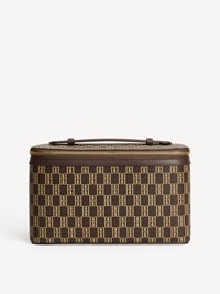 By Malene Birger Beauty Box Bae Monogram Brun 1