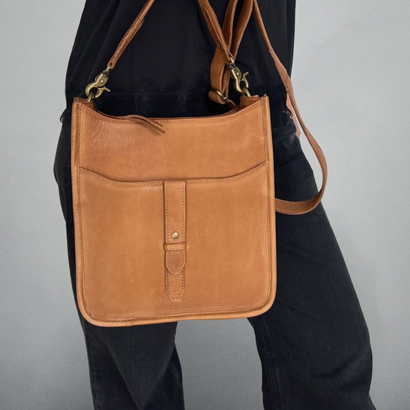 RE:DESIGNED Crossbody Juna Big Konjak/brun 7