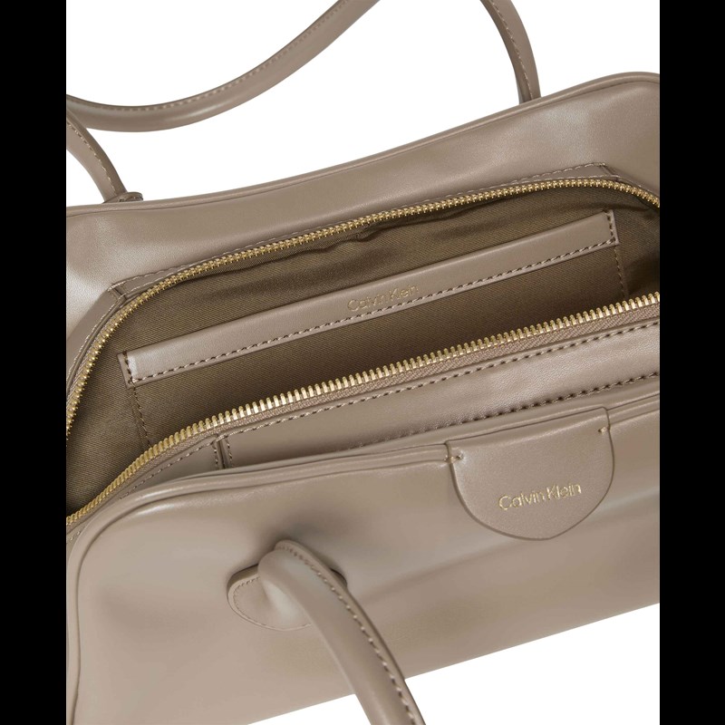 Calvin Klein Håndtaske Embossed Logo Brun 2