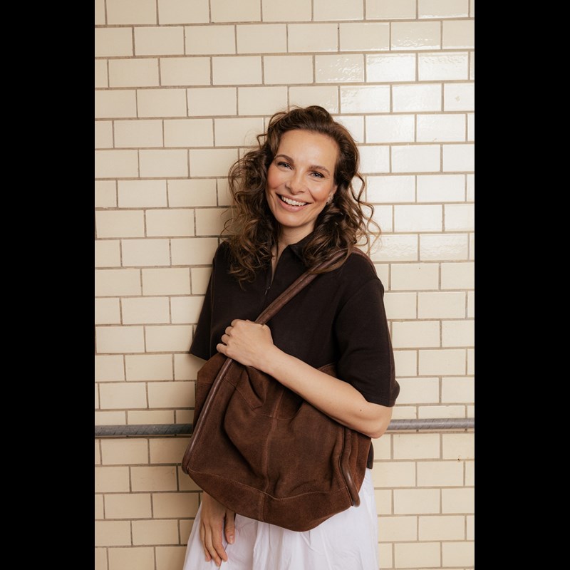 RE:DESIGNED Skuldertaske Meno M. Brun 4