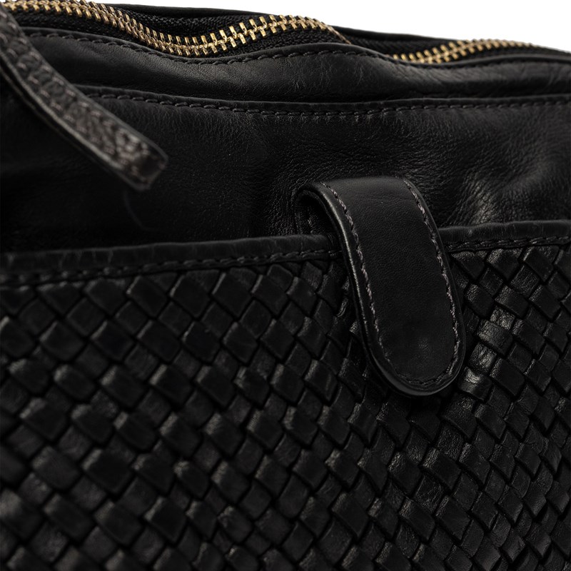 RE:DESIGNED Crossbody Marga Svart 4