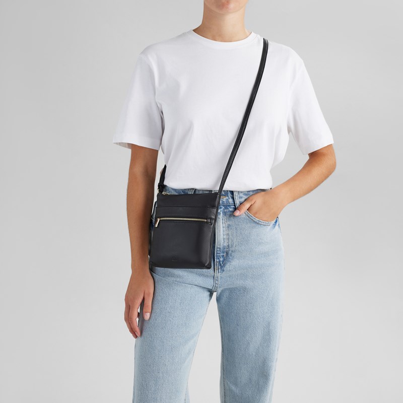 MARKBERG Crossbody Helma NS Svart 2