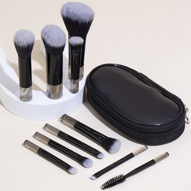 Technique Pro Rese makeupborste Petite Glow Svart 3
