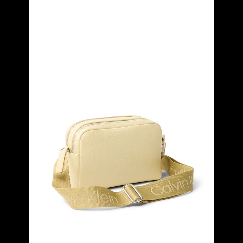 Calvin Klein Crossbody Ultralight Vit 3