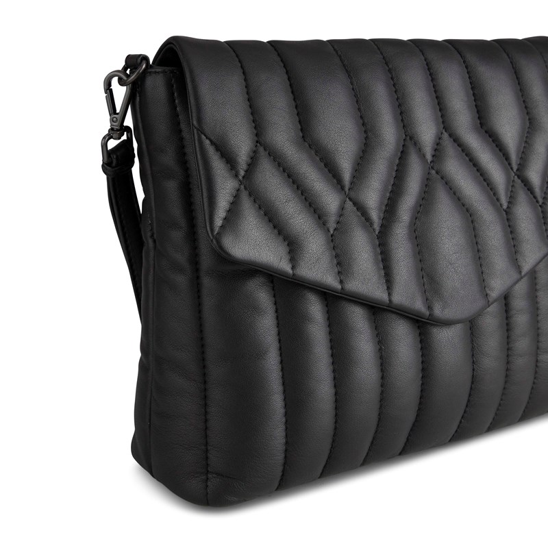 MARKBERG Crossbody Zazie Logolike Sort 3