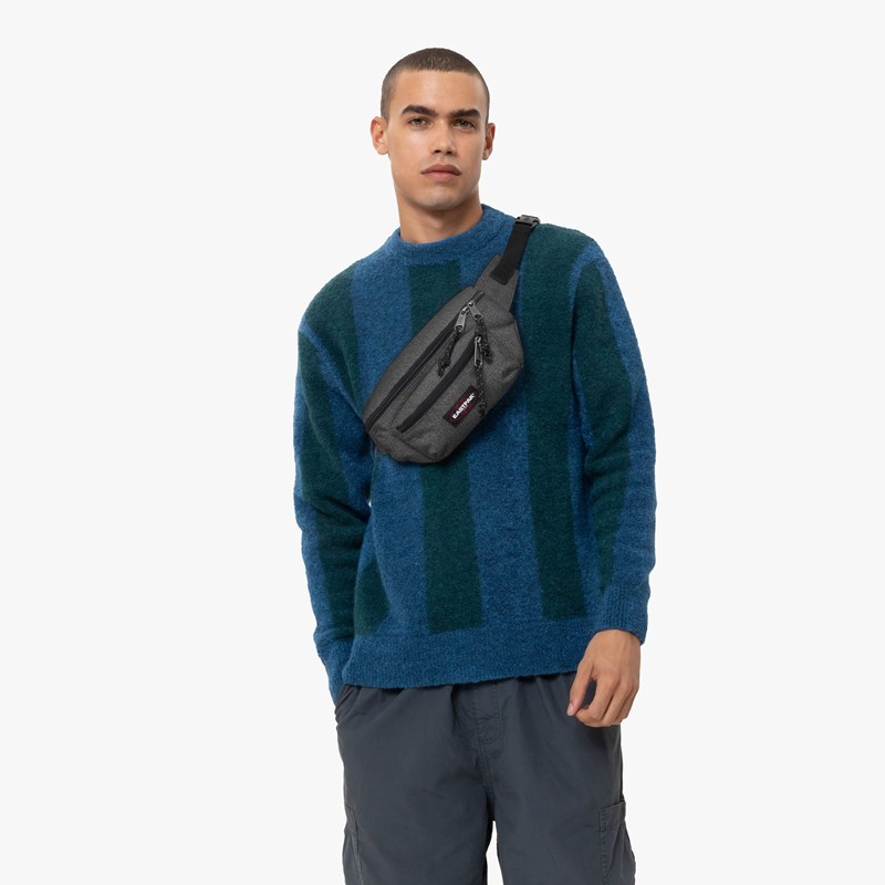 Eastpak Bæltetaske Doggy Bag Grå denim 4