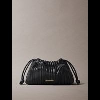 Calvin Klein Crossbody Drawstring Plisse Svart 1