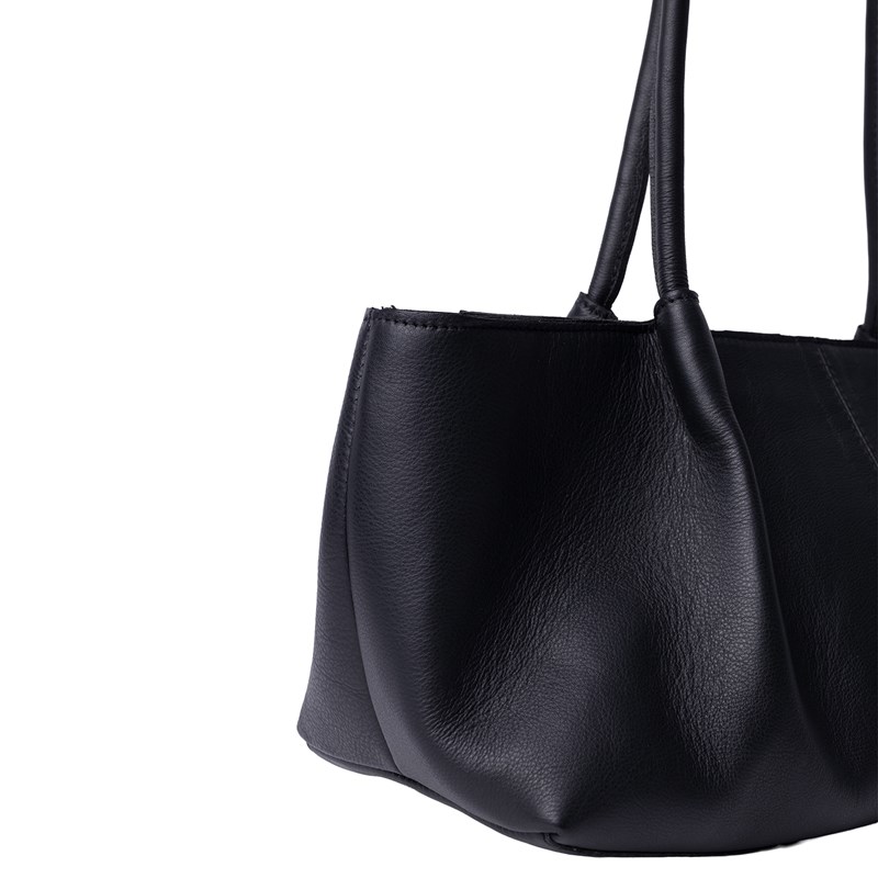RE:DESIGNED Skuldertaske Sille Sort 4