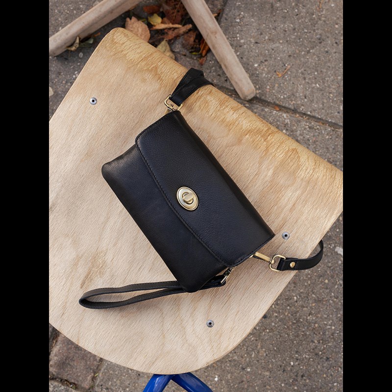 RE:DESIGNED Clutch Nisha Clutch Sort 2