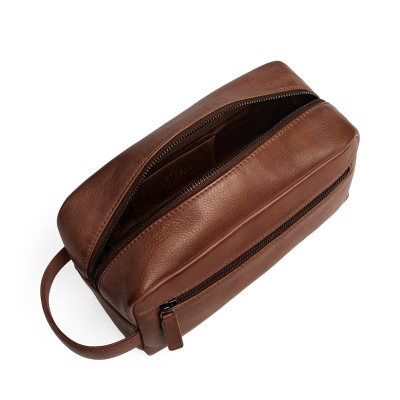 MARKBERG Toilettaske Crewmbg  Cognac 4