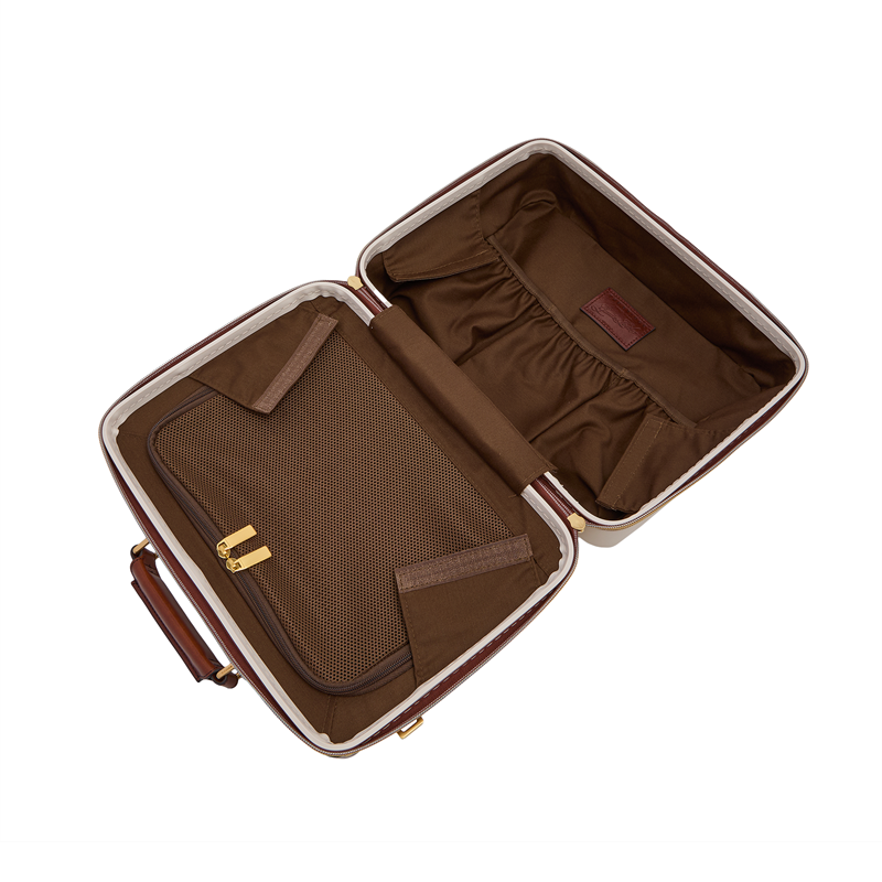 The Bridge Sminkväska Story Creme 5