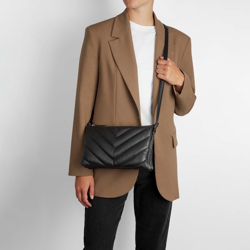 MARKBERG Crossbody Payton Xl Arrow Sort 2