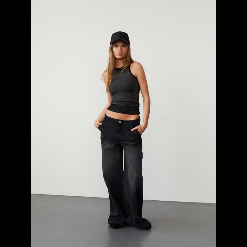 Sofie Schnoor Träningstopp AvinaSW Grå Str L/XL 2