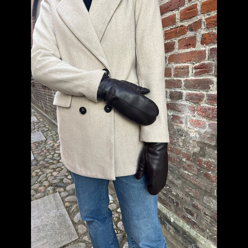 Aura Dameluffer Moritz Sort Str S 6