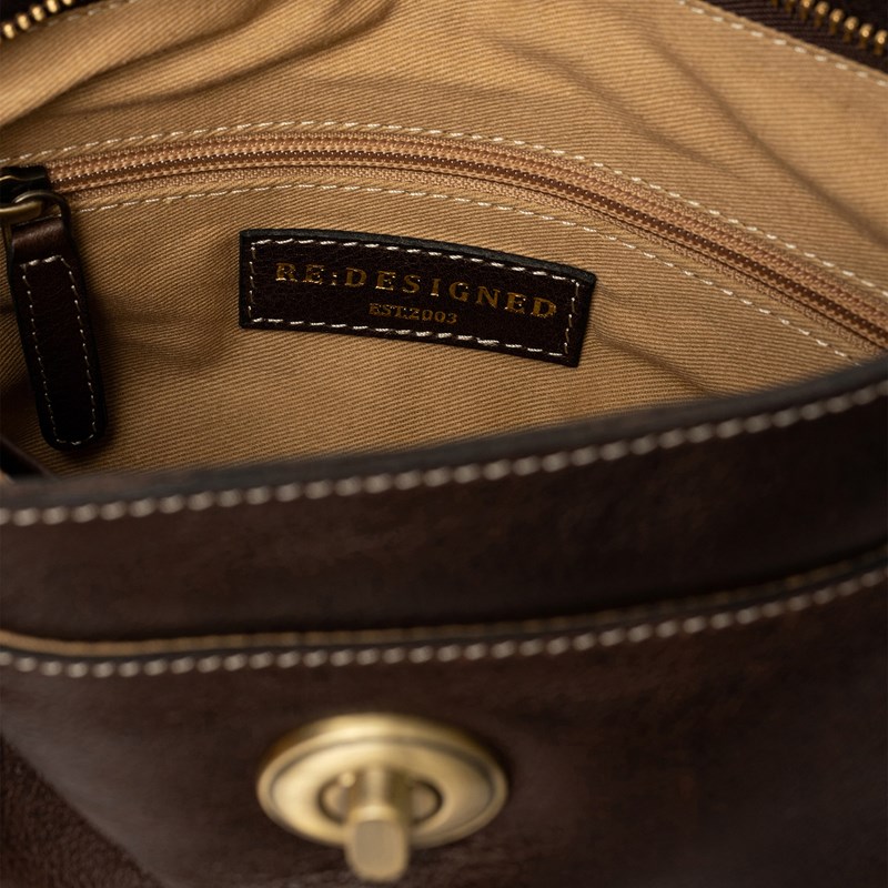 RE:DESIGNED Crossbody Moa Big Mörk Bordeaux 6