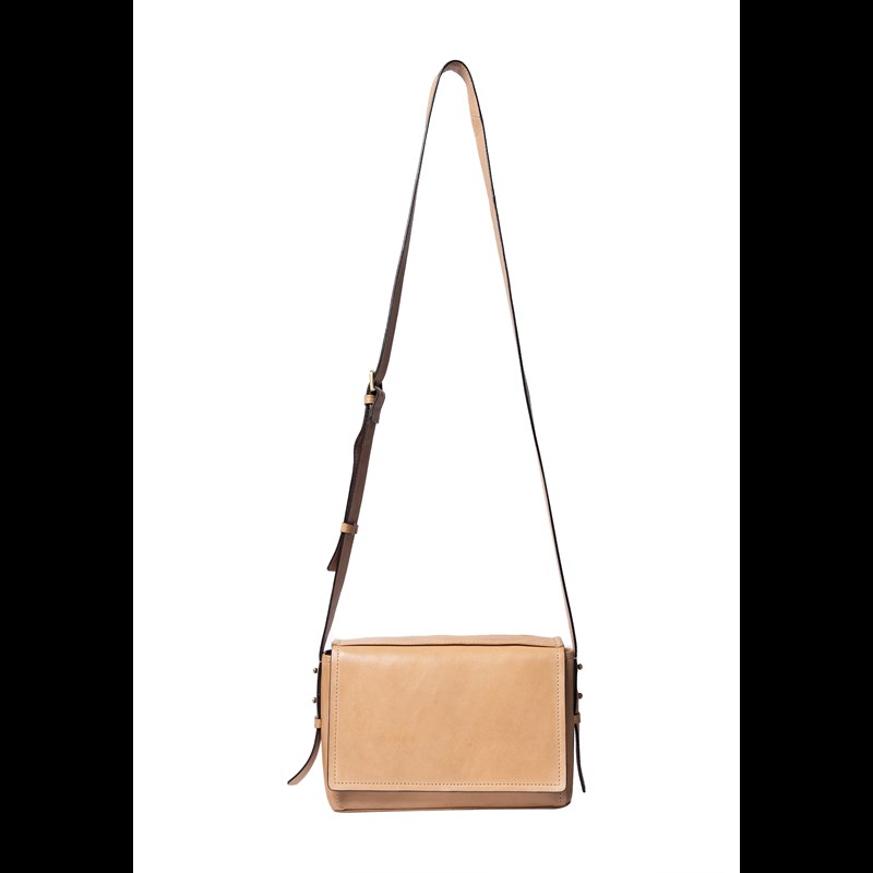 RE:DESIGNED Crossbody Nory Kamel 3