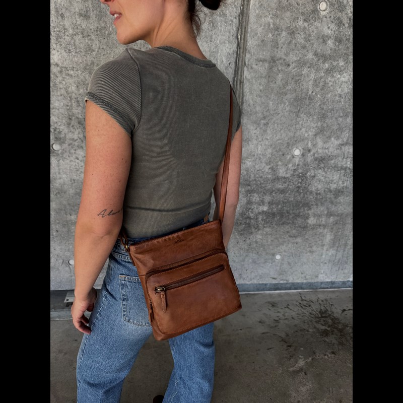 Aura Crossbody Havanna Konjak 2