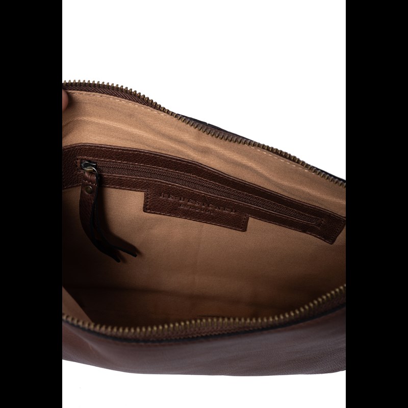 RE:DESIGNED Axelväska Nada M. Brun 5