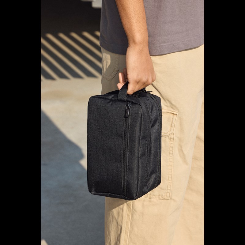 Tyler & Co Necessär Saint-Tropez Svart 9