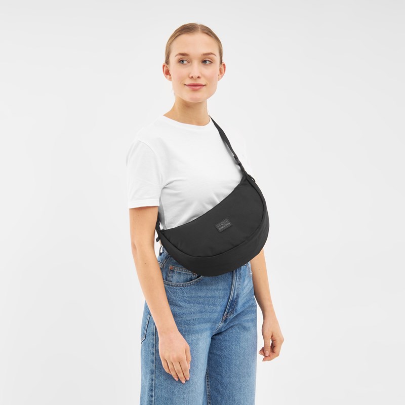 Johnny Urban Crossbody Ally M Svart 2