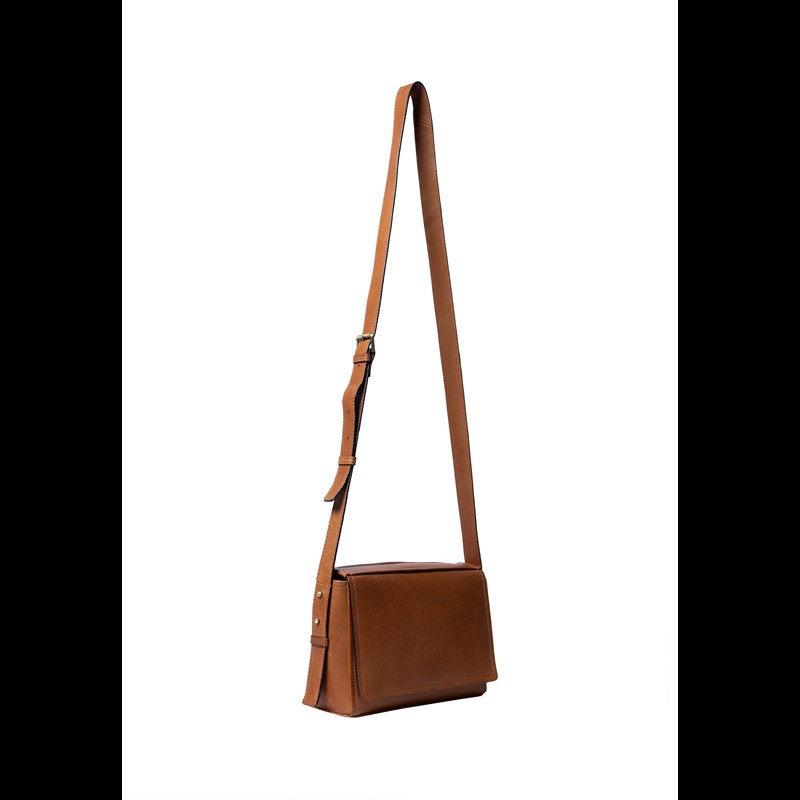 RE:DESIGNED Crossbody Nory Cognac 8