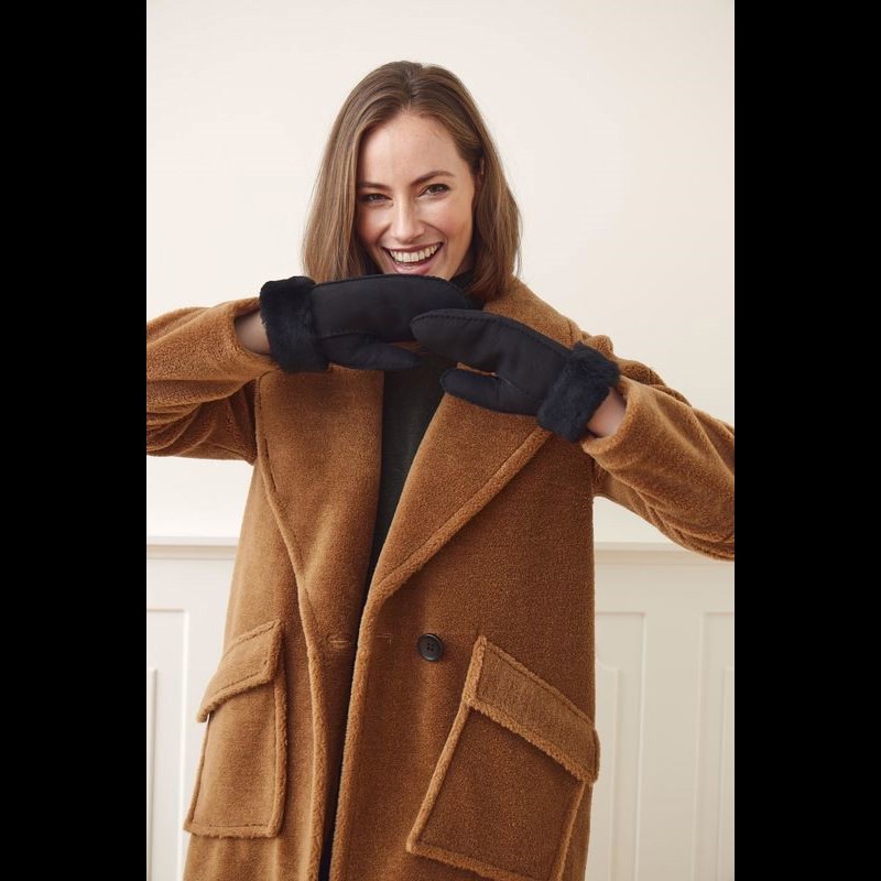 NATURES Collection Luffe Kristie Sort Str M/L 2
