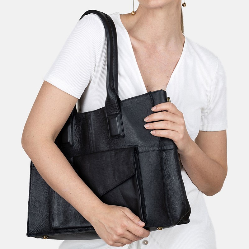 RE:DESIGNED Handväska Otilia Urban Svart 15" 2