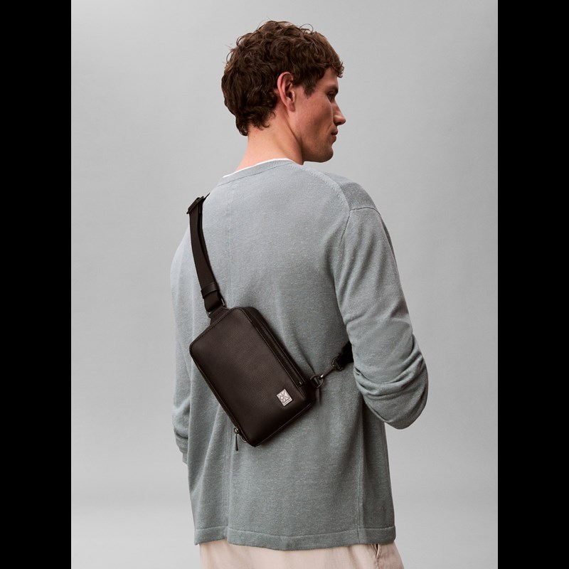 Calvin Klein Slingbag Emblem Sort 2