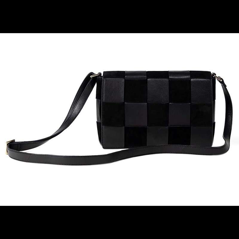 RE:DESIGNED Skuldertaske Syna Sort 3