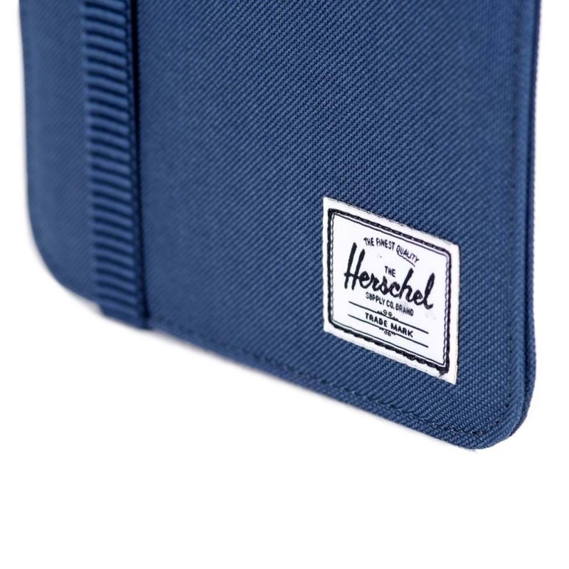 Herschel Sleeve Cypress iPad mini Navy 4