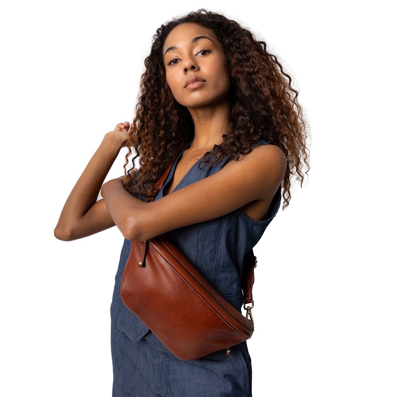 RE:DESIGNED Bæltetaske Jeane Cognac 2
