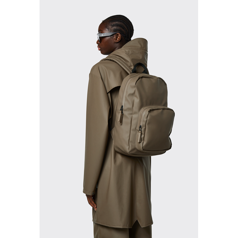 RAINS Rygsæk Base Bag M. Brun 6