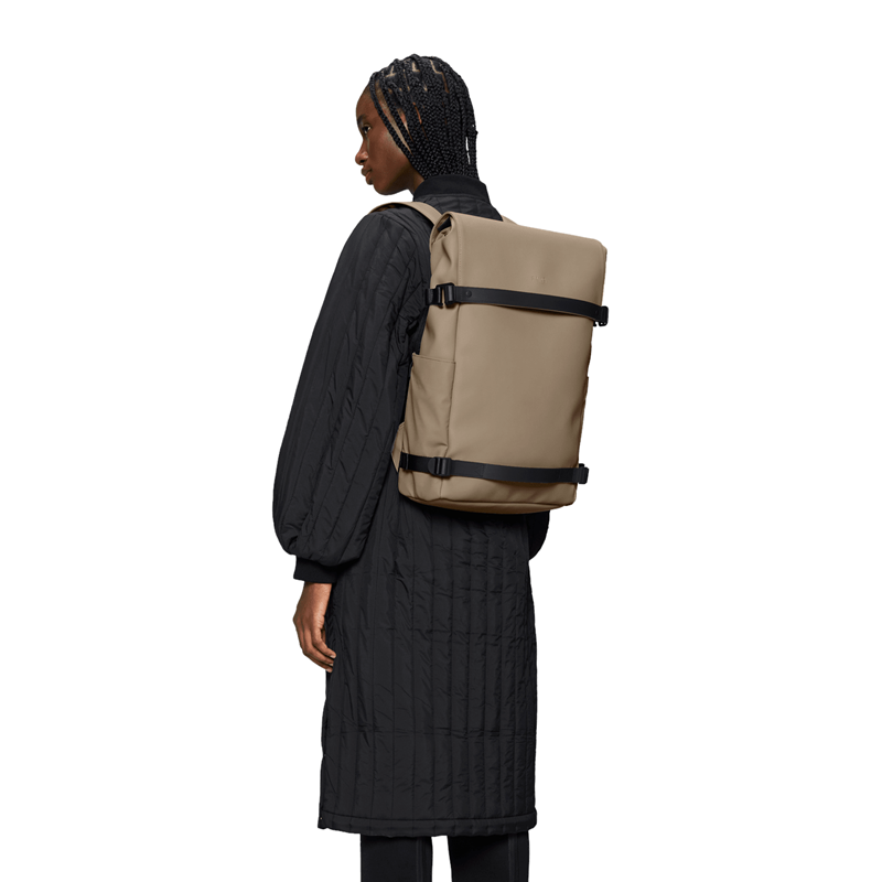 RAINS Ryggsäck OTG W3 Beige 2