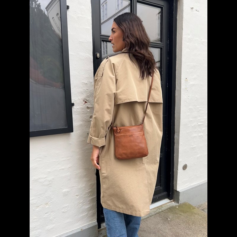 Aura Crossbody Chile Cognac 2