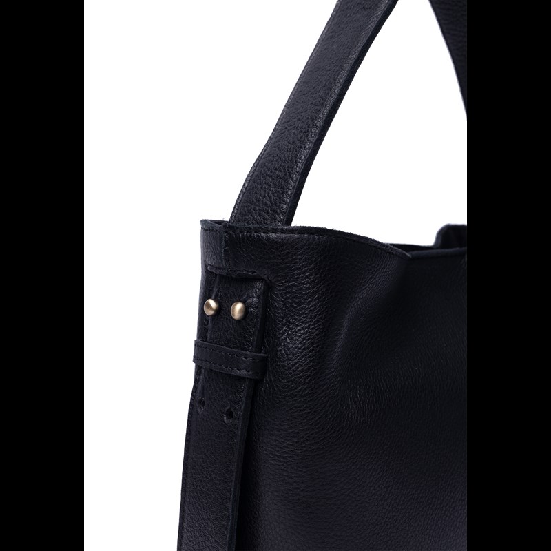 RE:DESIGNED Skuldertaske Naya Small Sort 3