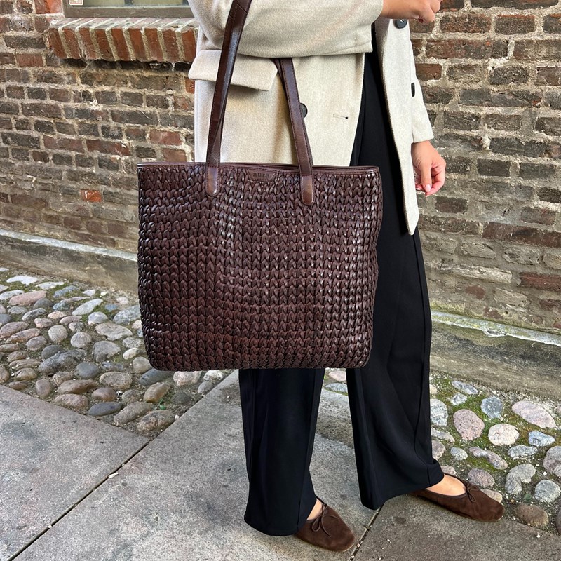 Aura Shopper Bangkok  M. Brun 2