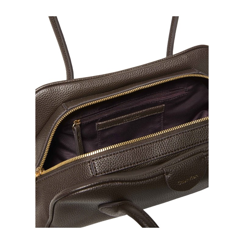 Calvin Klein Skuldertaske Emblem Trio Brun 2