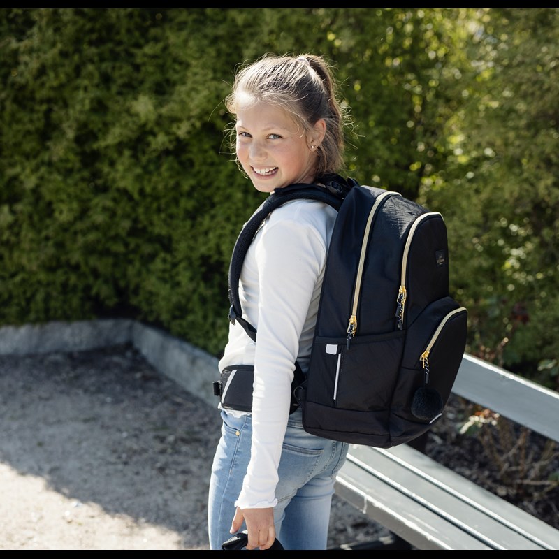 Beckmann Skolväska Sport Jr Black Gold Svart Quilt 2