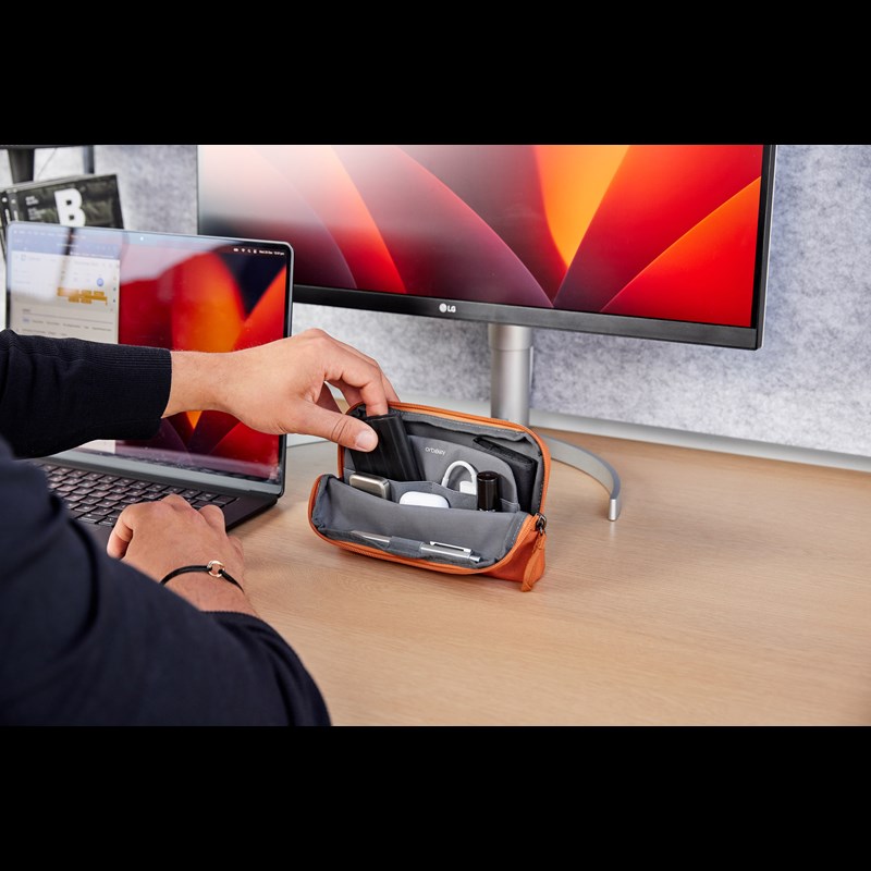 Orbitkey Resefodral Bränt röd 5