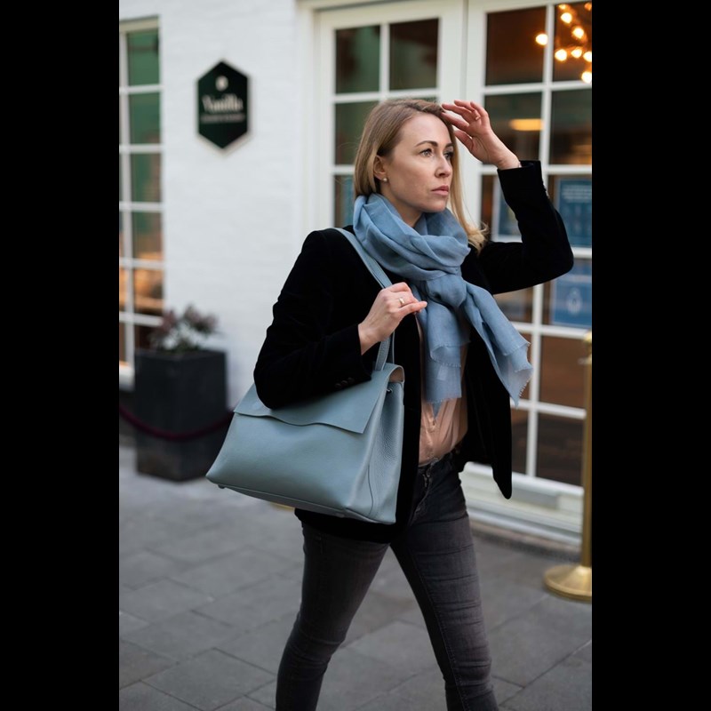 Naledi Copenhagen Skuldertaske Alex Large Blå Grå 5