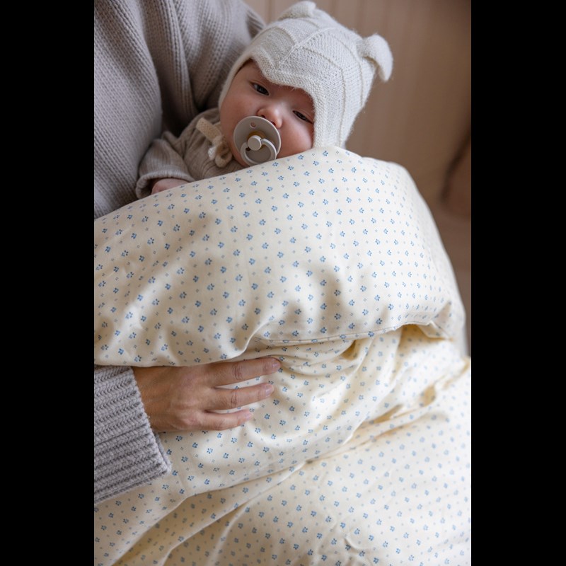 Cam Cam Copenhagen Sängkläder Baby Capri Blå blomma 70x100 2