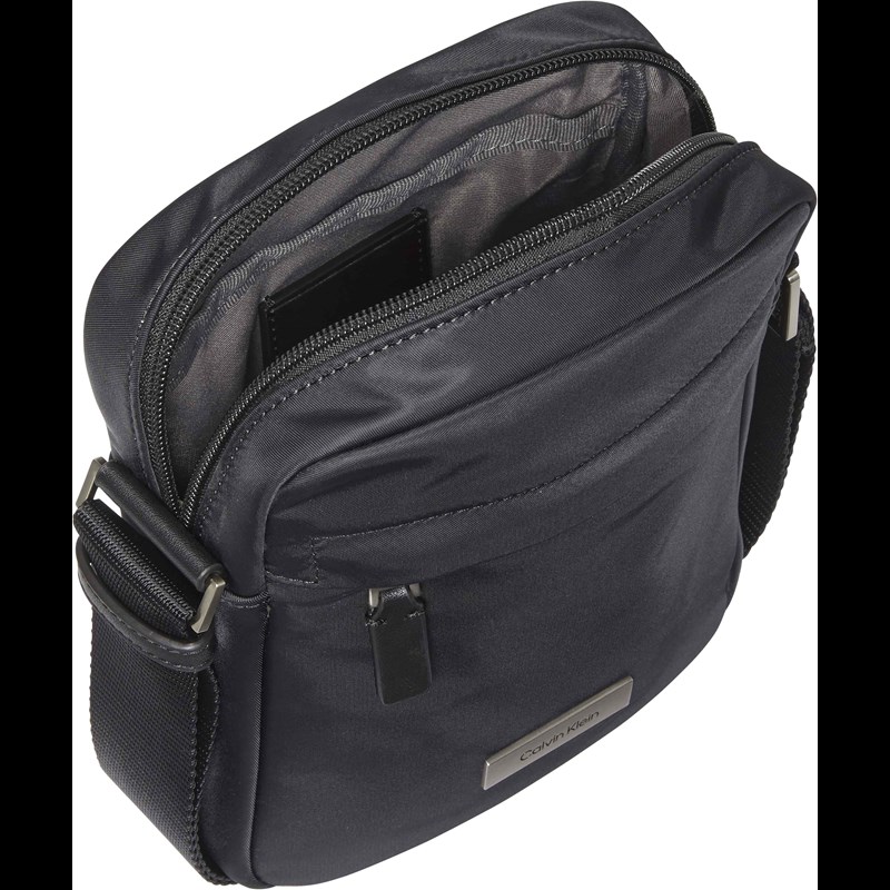 Calvin Klein Crossover Reporter Svart 2