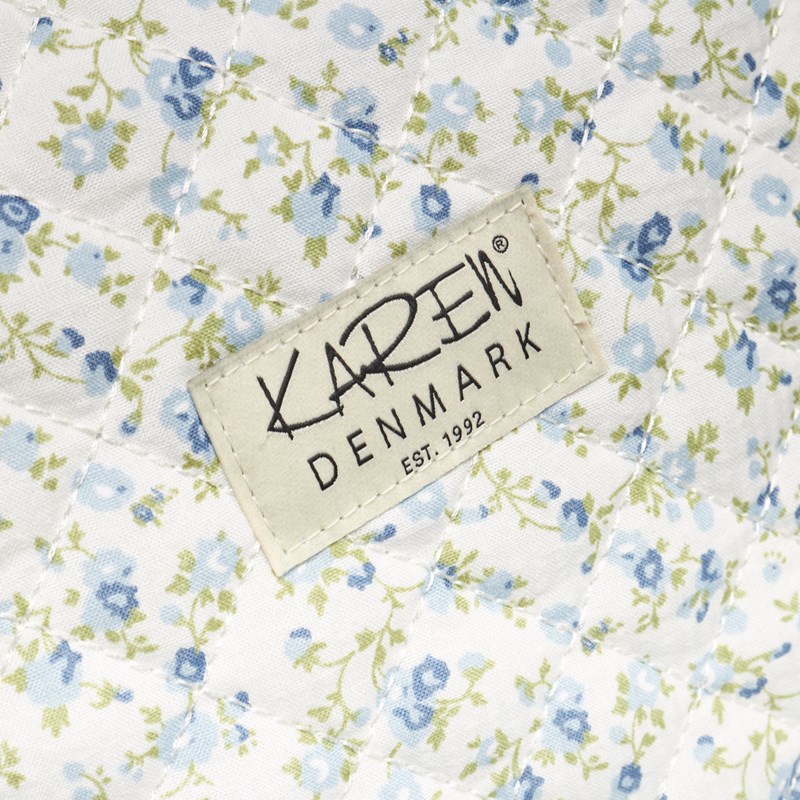 Karen Necessär  Blomma 5