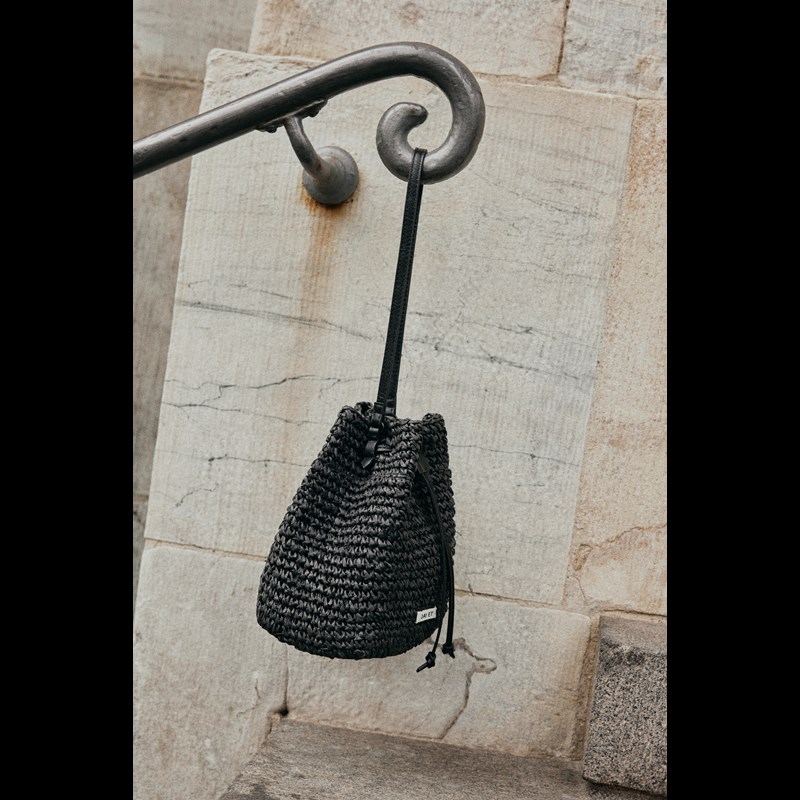 DAY ET Bucket taske Day Straw Svart 2