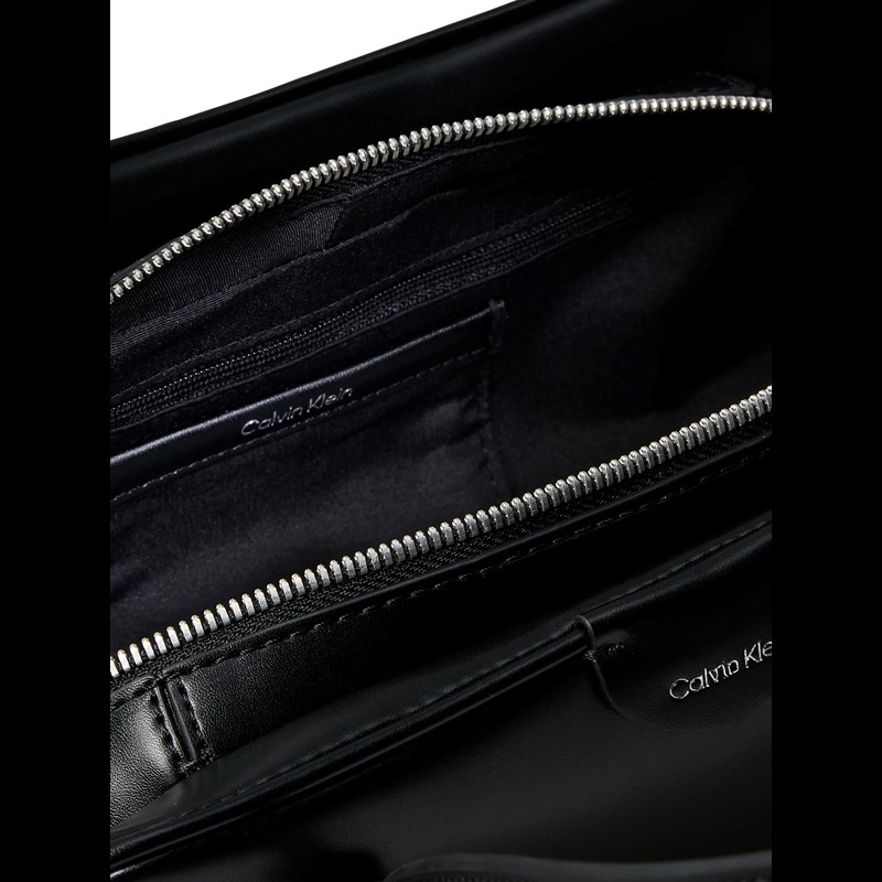 Calvin Klein Håndtaske Embossed Logo Sort 3