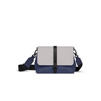 Gaston Luga Crossbody Spläsh Bag Mörkblå 1