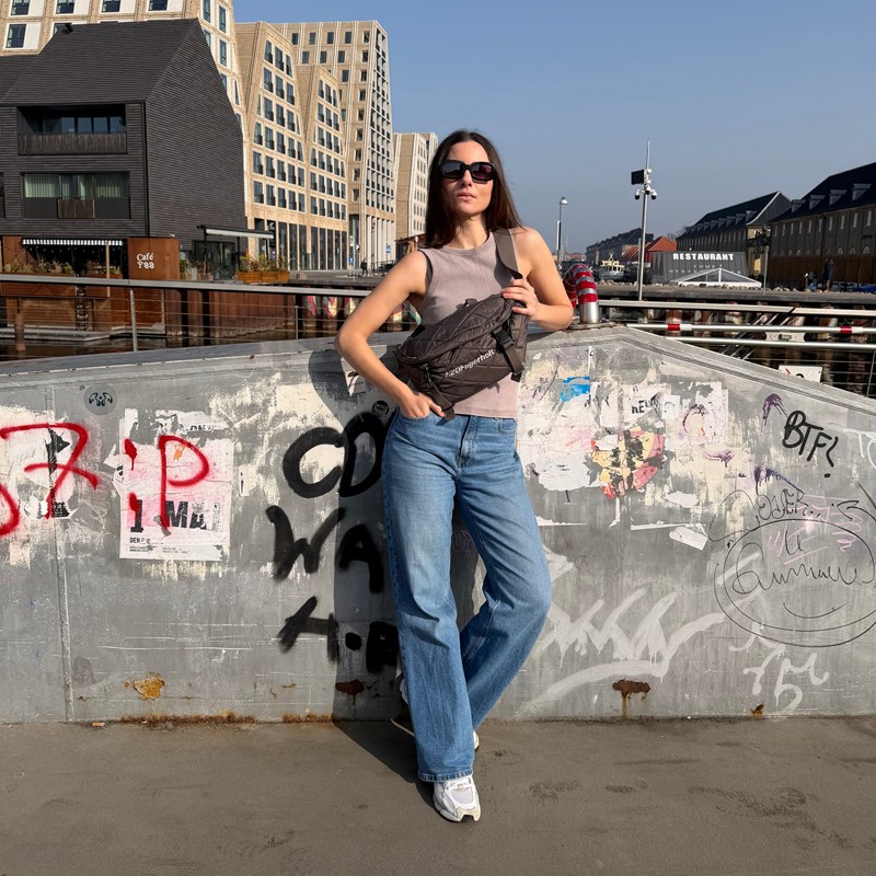 H2OFagerholt Midjeväska Close Market Bag Grå 6