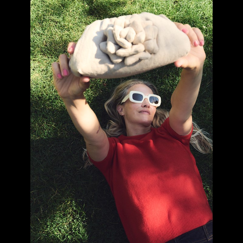 DAY ET Clutch Day Linen Flower Sand 2